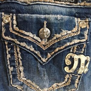 Miss Me Easy Straight Leg Size 25 (31” length)